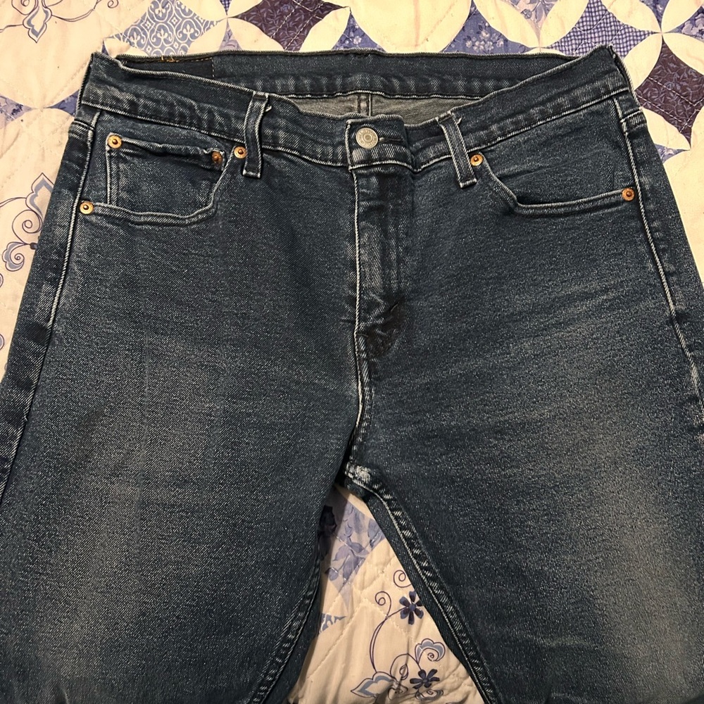 Classic Blue Straight Jeans with Vintage Fading